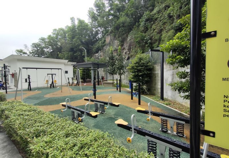 2 PARKING Brand new Rumah Selangorku RSKU Puncak Indah Ampang for Sale