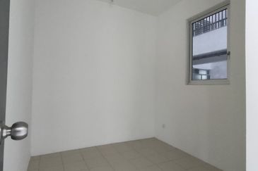 2 PARKING Brand new Rumah Selangorku RSKU Puncak Indah Ampang for Sale