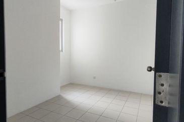 2 PARKING Brand new Rumah Selangorku RSKU Puncak Indah Ampang for Sale