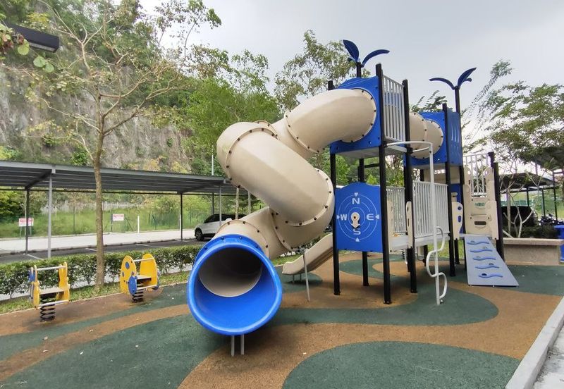 2 PARKING Brand new Rumah Selangorku RSKU Puncak Indah Ampang for Sale