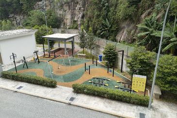 2 PARKING Brand new Rumah Selangorku RSKU Puncak Indah Ampang for Sale