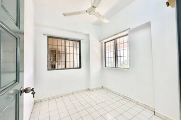 Taman Connaught (Sri Cendekia)