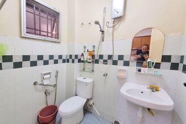 Seksyen 11, Kota Damansara