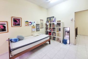 Seksyen 11, Kota Damansara