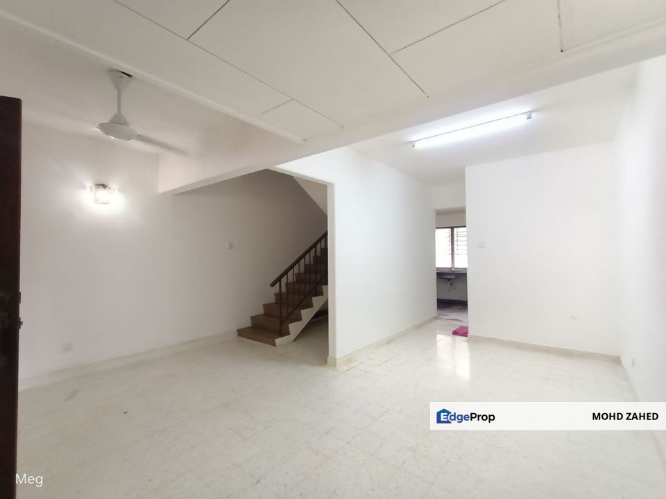 Taman Dagang Ampang 3 Storey Extended Kitchen for Sale, Selangor, Ampang