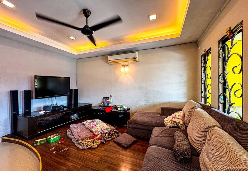 Taman Taynton (Taynton View)