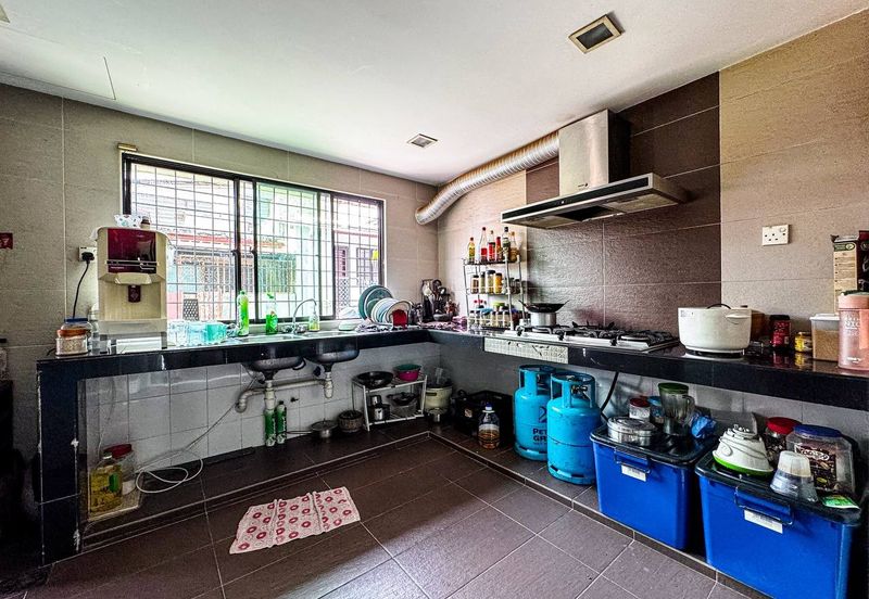 Taman Taynton (Taynton View)