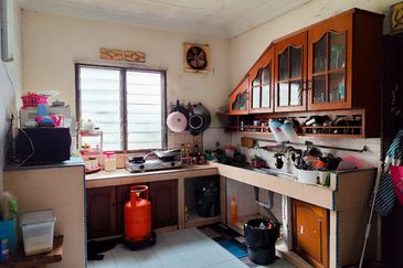 Kampung Ampang Campuran