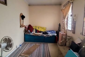 Kampung Ampang Campuran