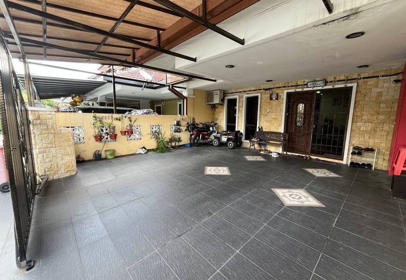 Seksyen 11, Kota Damansara