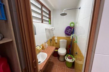 Seksyen 11, Kota Damansara