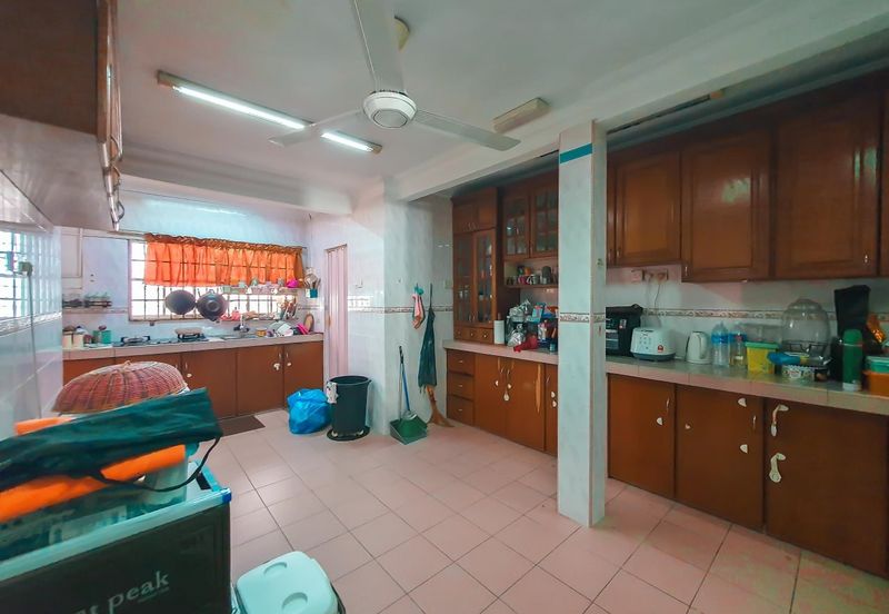 Bolton Industrial Park