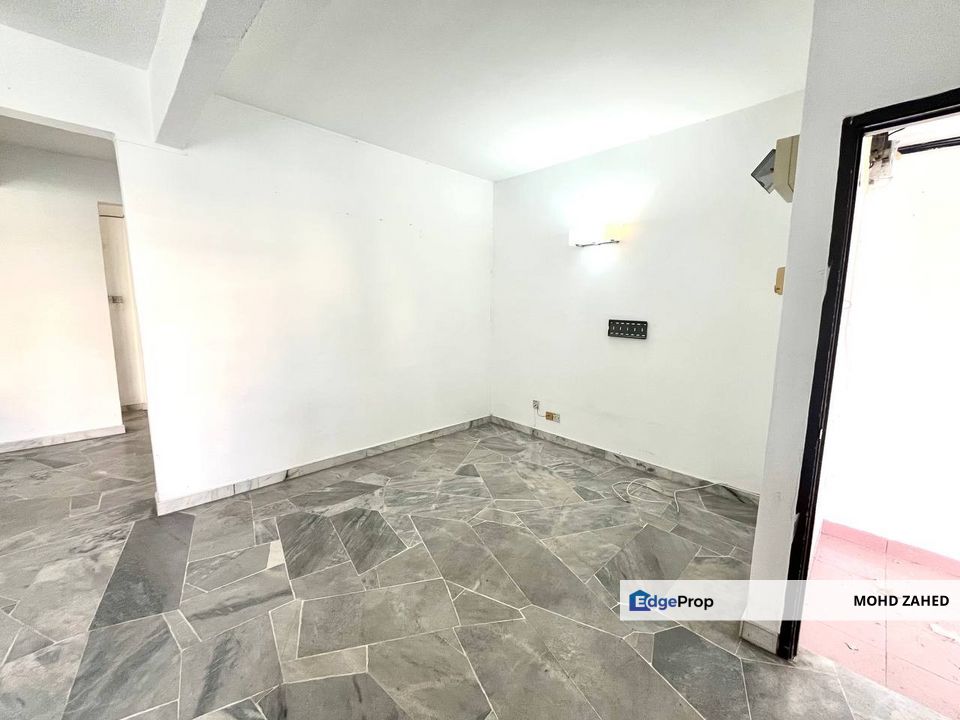 Taman Bukit Angsana Cheras Double Storey Well Maintain For Sale untuk dijual, Selangor, Cheras