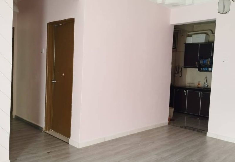 Sri Hijauan, Ukay Perdana