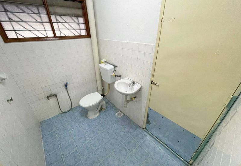 Taman Kinrara Seksyen 2