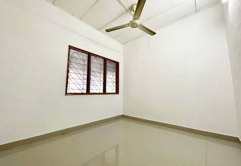 Taman Kinrara Seksyen 2