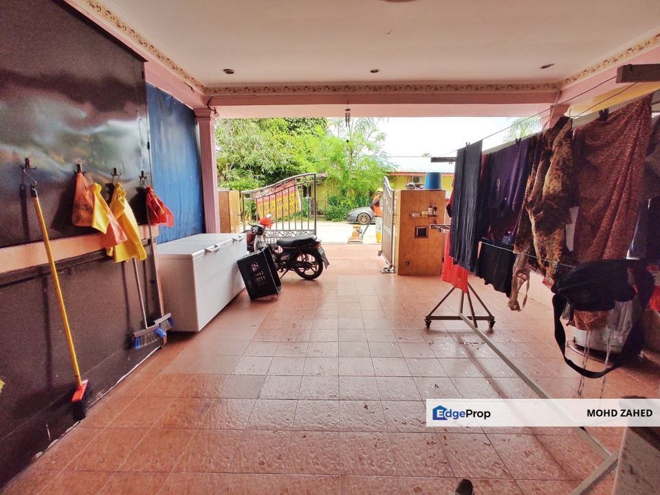 FACING OPEN TO SURAU Taman Sri Serdang Seri Kembangan Single Storey for Sale untuk jual, Selangor, Seri Kembangan