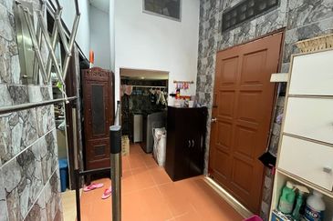 Seksyen 11, Kota Damansara