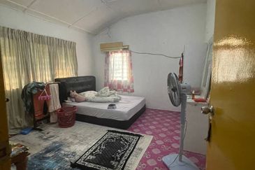 LIMITED AVAILABILITY Taman Tenaga Bandar Kinrara Puchong Bungalow Single Storey for Sale untuk dijual