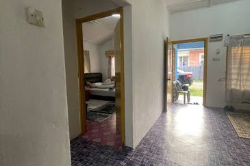 LIMITED AVAILABILITY Taman Tenaga Bandar Kinrara Puchong Bungalow Single Storey for Sale untuk dijual