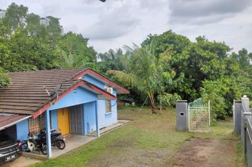 LIMITED AVAILABILITY Taman Tenaga Bandar Kinrara Puchong Bungalow Single Storey for Sale untuk dijual