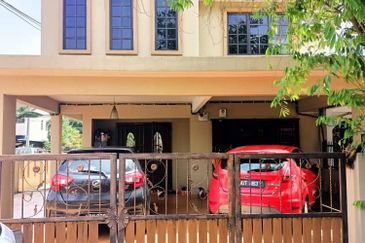 Taman Lembah Keramat AU5