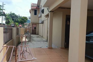 Taman Lembah Keramat AU5