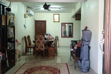 Taman Lembah Keramat AU5