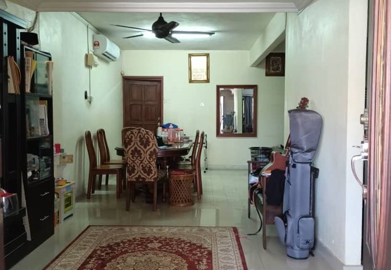 Taman Lembah Keramat AU5