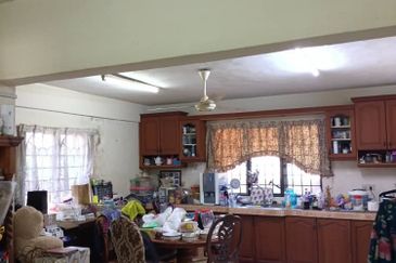 Taman Lembah Keramat AU5