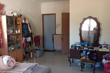 Taman Lembah Keramat AU5