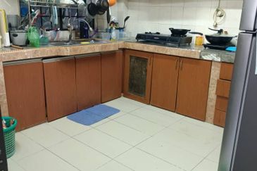 Taman Lembah Keramat AU5