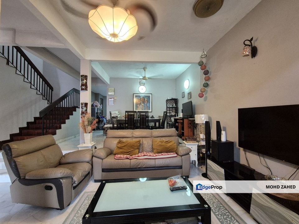 FREEHOLD 6+2 BEDROOMS Ss 19 ss19 Subang Jaya Double Storey for Sale, Selangor, Subang Jaya