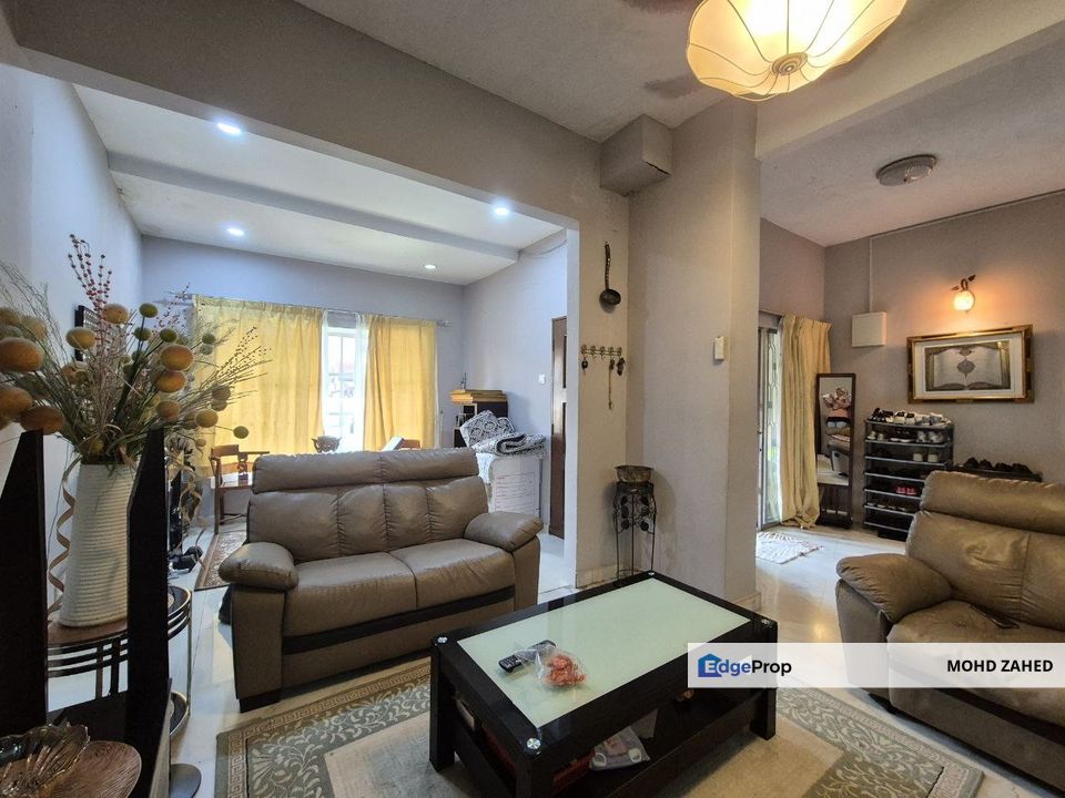 FREEHOLD 6+2 BEDROOMS Ss 19 ss19 Subang Jaya Double Storey for Sale, Selangor, Subang Jaya