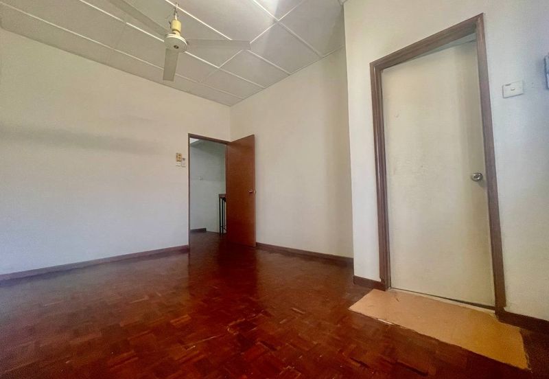 Jalan Serdang Raya 6/4