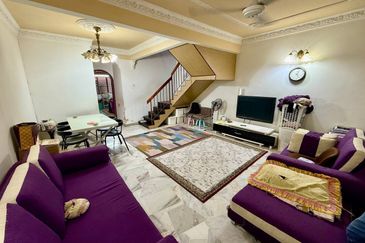 AU 1 (Datuk Keramat)