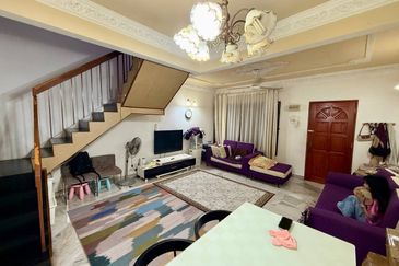 AU 1 (Datuk Keramat)