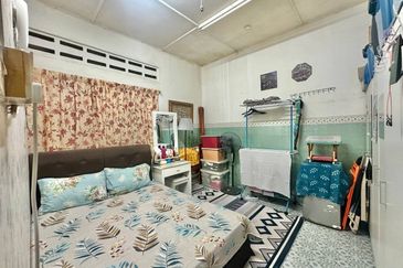 Taman Lembah Keramat AU5