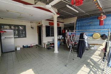 Taman Kinrara Seksyen 1