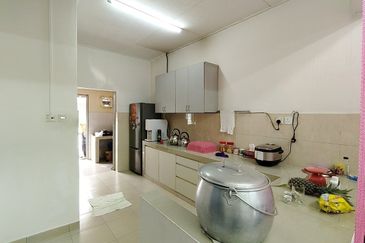 Taman Kinrara Seksyen 1