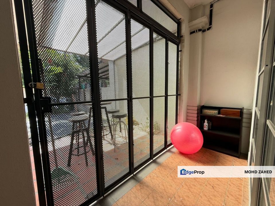 FACING OPEN GATED GUARDED Seksyen 8 jalan Pekaka Kota Damansara Double Storey for Sale untuk dijual, Selangor, Kota Damansara