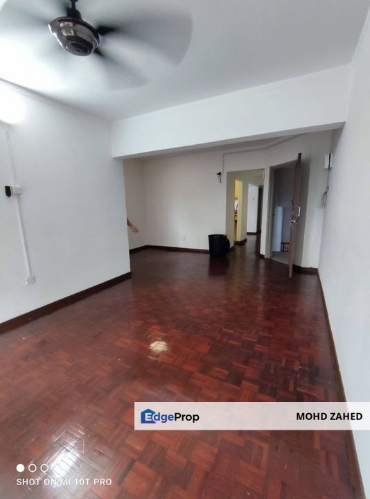 LEVEL 1 Bella Vista Condominium Taman Cahaya Ampang for Sale untuk jual, Selangor, Ampang