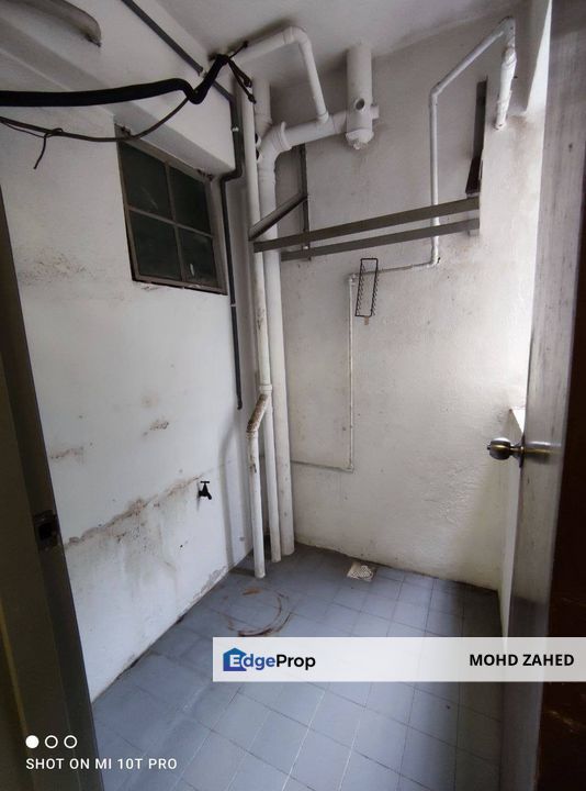 LEVEL 1 Bella Vista Condominium Taman Cahaya Ampang for Sale untuk jual, Selangor, Ampang