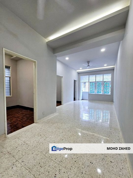 Shop Apartment Bandar Baru Ampang Jalan Wawasan For Sale untuk jual, Selangor, Ampang