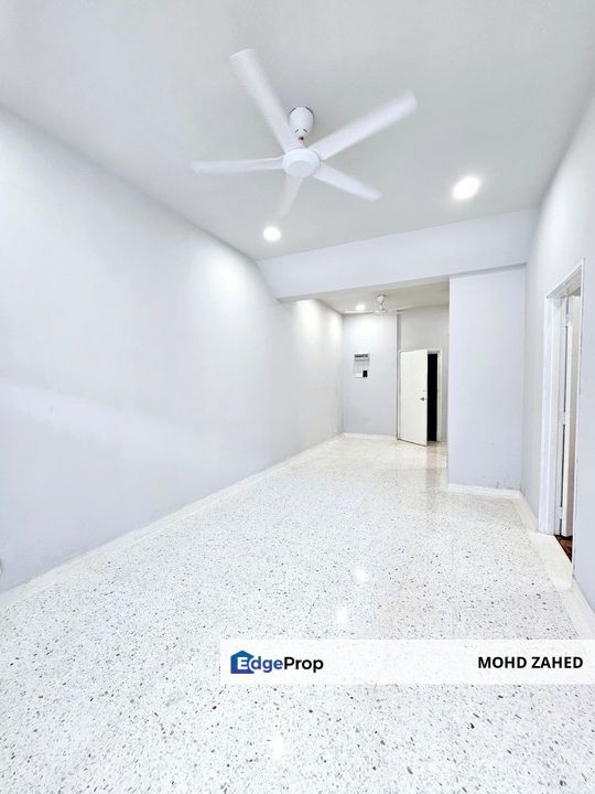 Shop Apartment Bandar Baru Ampang Jalan Wawasan For Sale untuk jual, Selangor, Ampang