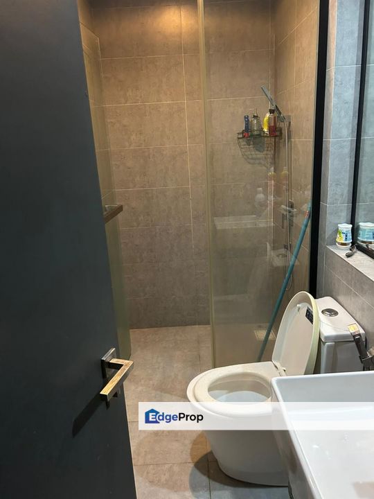 [AVAILABLE NOW]The Square@One City, Nsk Grocery, One City beside, LRT USJ 21 nearby ,PARTIAL FURNISHED 2R 2B, Selangor, Subang Jaya