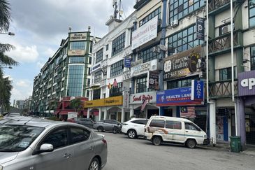 Cheong Hin Commercial City