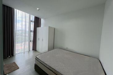 The Square @ One City