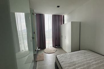 The Square @ One City