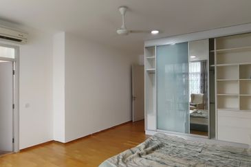 Symphony Hills Schubert